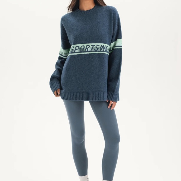 Set Active Studio Knit Crewneck - Picture 2 of 5